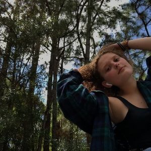 Meet your Posher, Vanessa